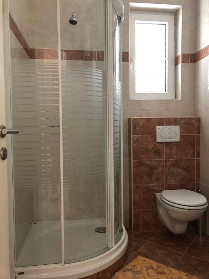 Apartments Irena Водице Екстериор снимка